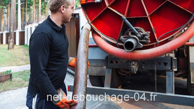 Débouchage de canalisation par hydrocurage